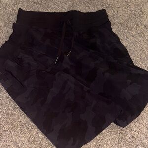 Lululemon dance studio joggers full length